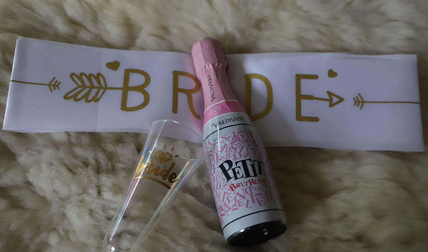 Banda "Bride" blanca