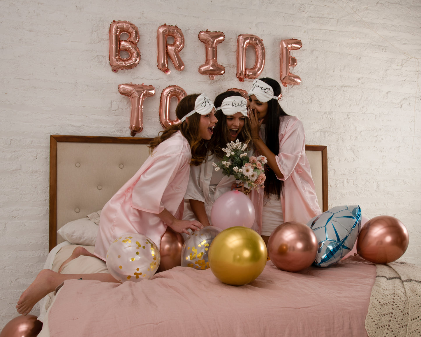 Antifaz de Satín "Bride"