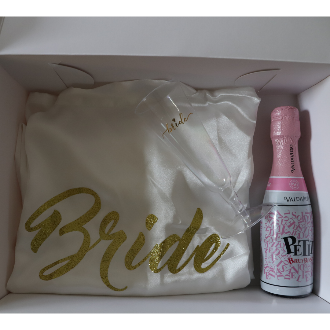 BOX - Arma tu caja! Caja Blanca con nombre estampado en la tapa en dorado